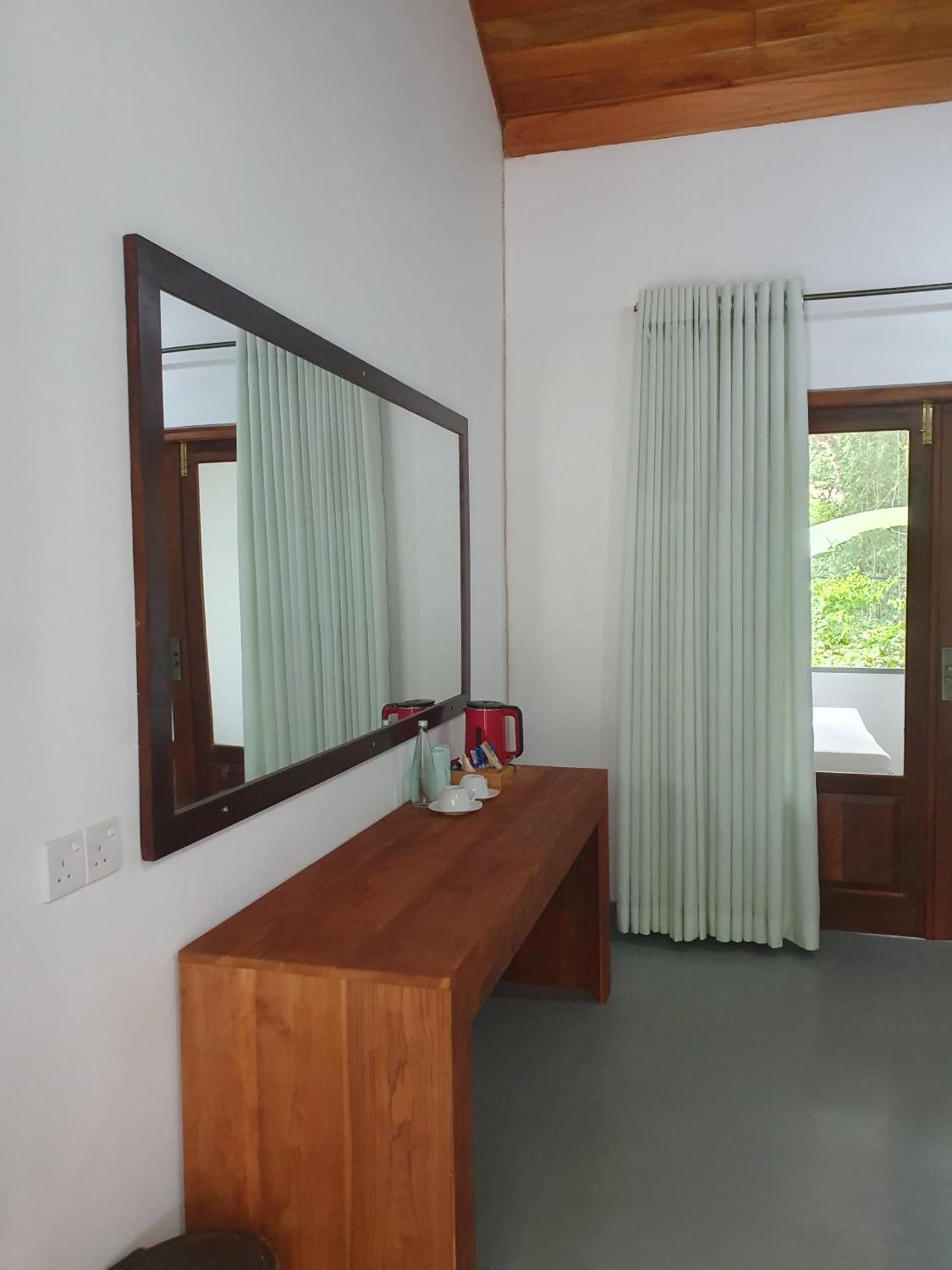 Wilpattu Corridor Leisure Hotel ภายนอก รูปภาพ