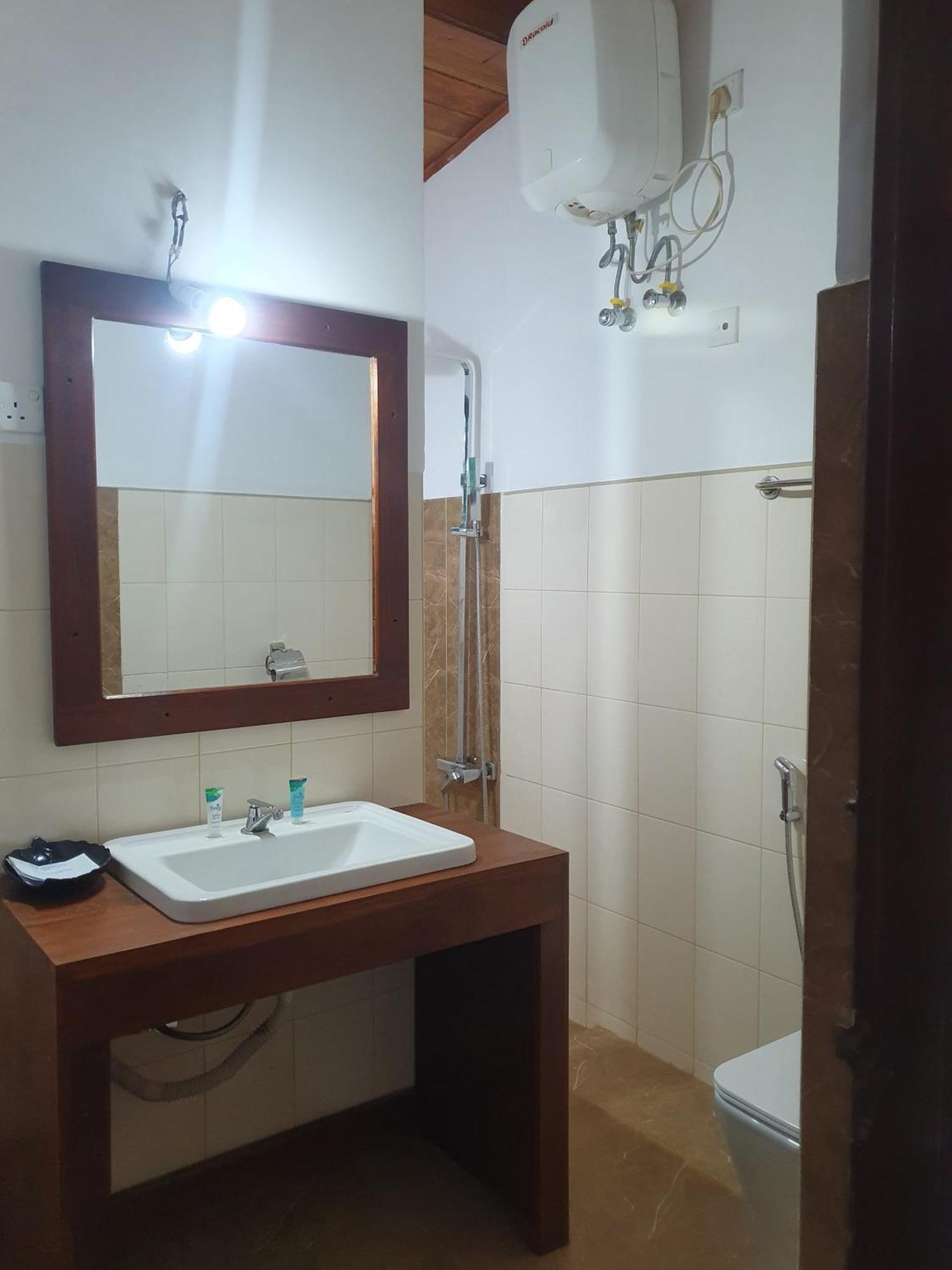 Wilpattu Corridor Leisure Hotel ภายนอก รูปภาพ